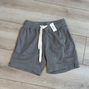 UpWest Men's Gray/Tan Athletic Shorts Sz XS NWT